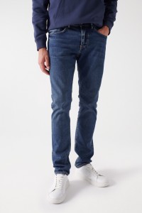 SLIM FIT DENIM JEANS