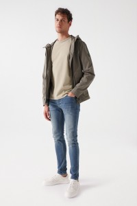 BLOUSON EN NYLON