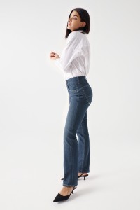 JEANS SECRET PUSH IN