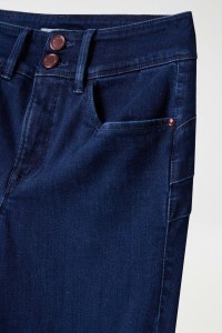 JEANS SECRET PUSH IN LAVAGEM ESCURA