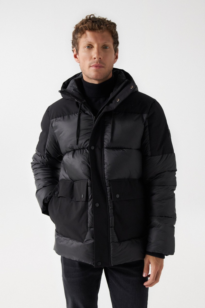 PUFFER JACKET WITH HOOD