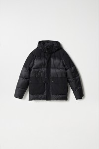 PUFFER JACKET WITH HOOD