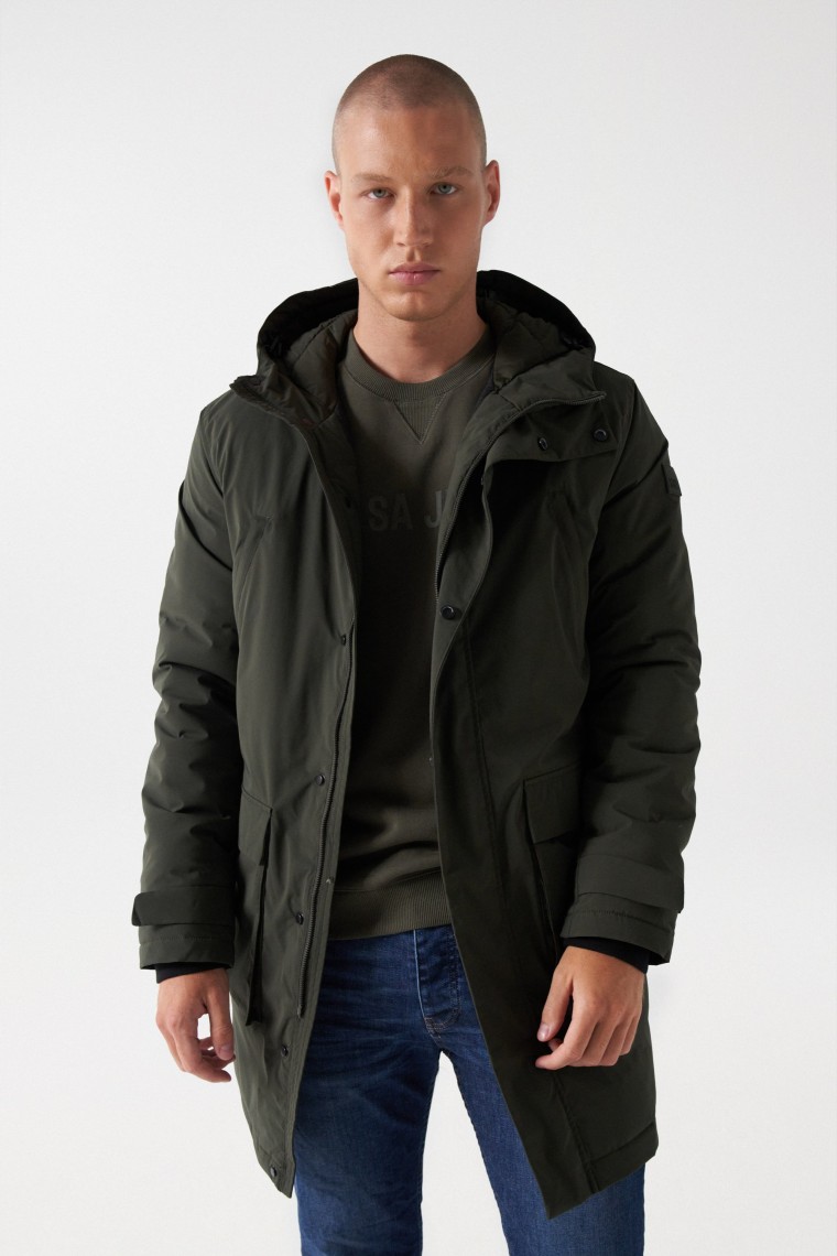 LANGER PARKA MIT KAPUZE