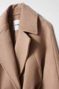 MANTEAU EN TISSU DE LAINE