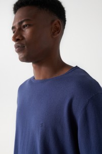 FEINSTRICKPULLOVER