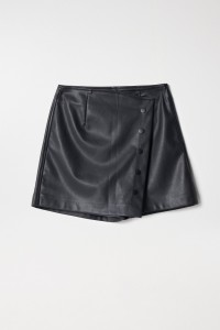 LEATHER EFFECT SKORT