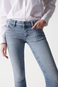 JEANS WONDER PUSH UP SKINNY