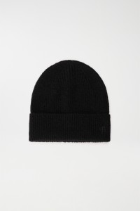 RIB KNIT BEANIE