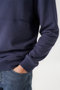 SWEATSHIRT COM BRANDING