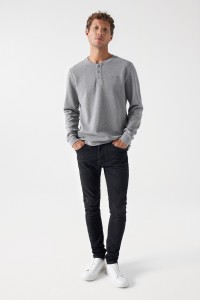 TEXTURED EFFECT JUMPER