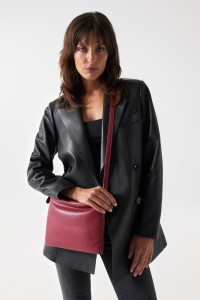 LEATHER EFFECT CROSSBODY HANDBAG