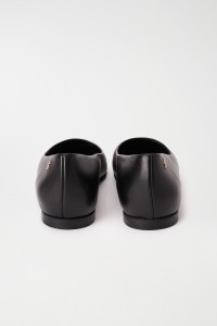 LEATHER BALLERINAS