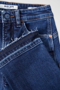 FAITH PUSH IN JEANS WITH UNDONE HEM