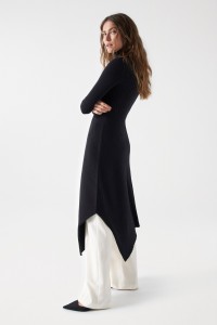 ASYMMETRISCHES KLEID