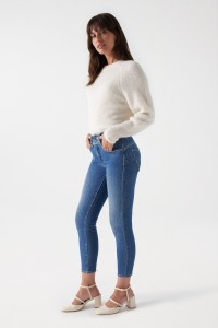 SECRET PUSH IN-JEANS