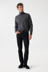 PANTALONES VAQUEROS SLIM NEGROS