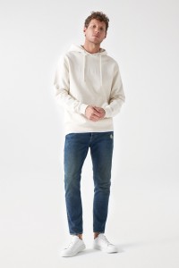 SLIM-JEANS MIT RISSEN