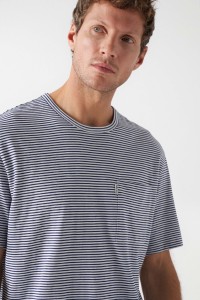 STRIPED T-SHIRT