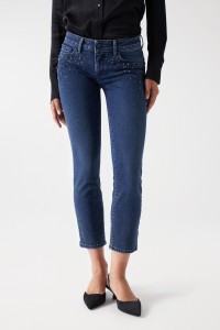 PUSH UP CROPPED SLIM JEANS MIT APPLIKATIONEN