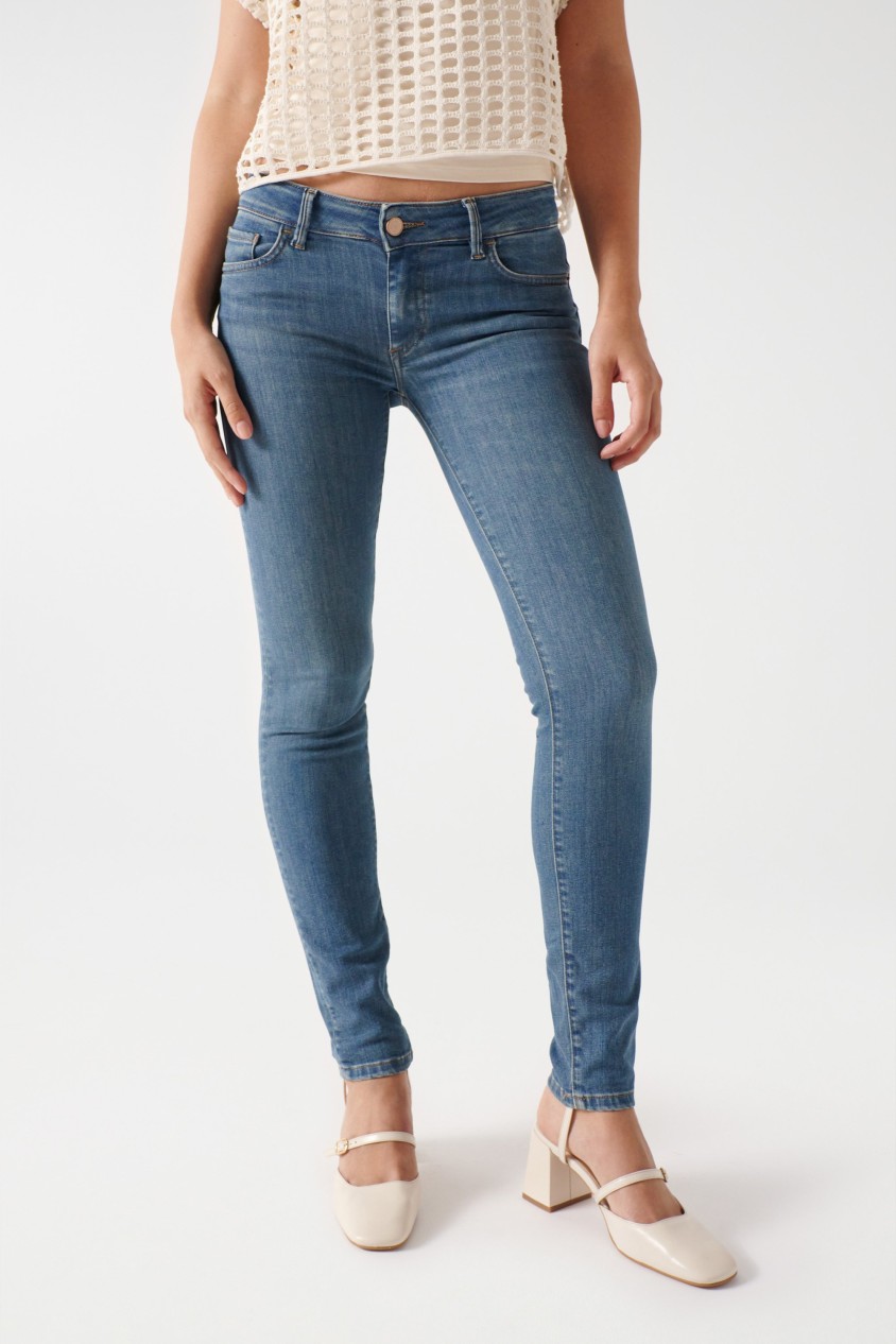 PUSH UP JEANS