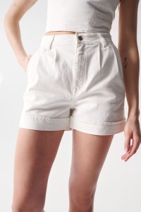 BAGGY DENIM SHORTS