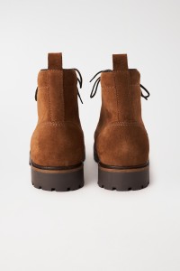 BOTTES EN SUEDE