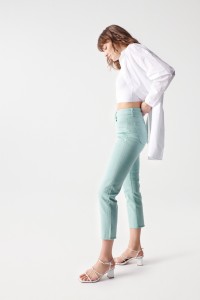 CROPPED SLIM TRUE JEANS