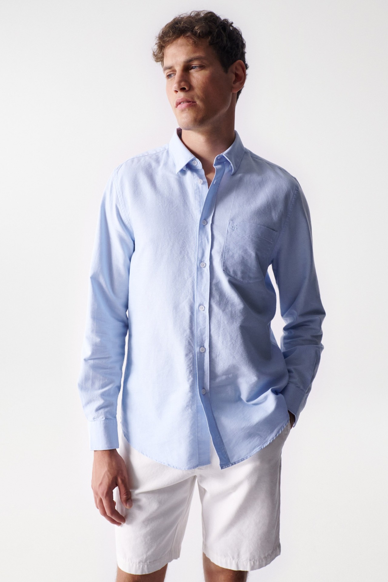 CAMISA OXFORD DE CORTE REGULAR