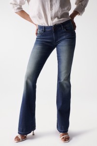 FLARE WONDER PUSH UP JEANS