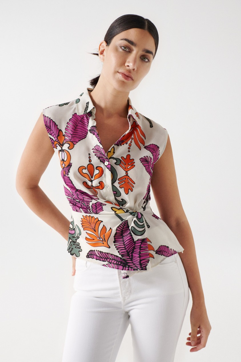 BLUSA ACETINADA COM ESTAMPADO