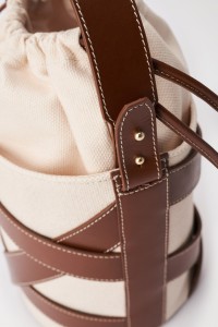 HANDBAG WITH LEATHER DETAILS