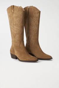 BOTAS COWBOY BORDADAS DE PIEL