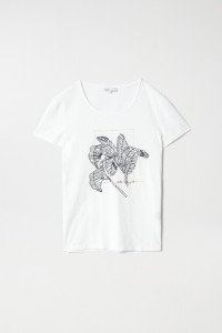 GRAPHIC T-SHIRT