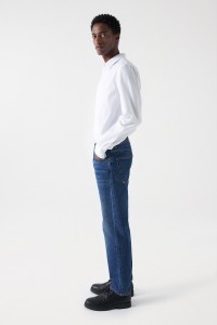 STRAIGHT LEG JEANS