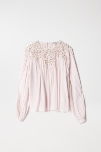 BLOUSE WITH LACE DETAIL