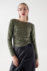 SEQUINNED TOP