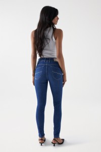 JEANS SECRET PUSH IN SKINNY COM DETALHE BORDADO