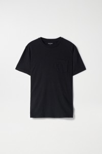 T-SHIRT WITH POCKET