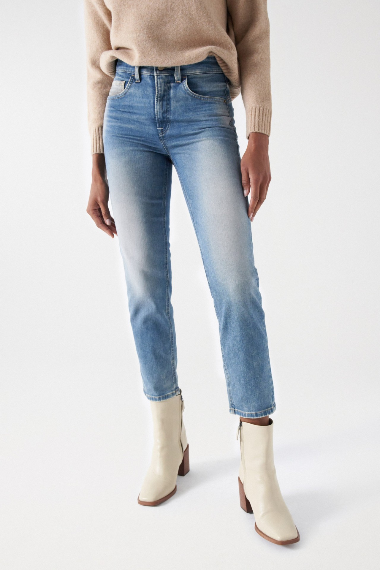 VAQUEROS FAITH PUSH IN CROPPED SKINNY