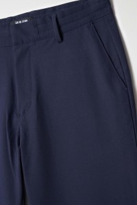 PANTALON CHINO AVEC CORDON DE SERRAGE INTRIEUR