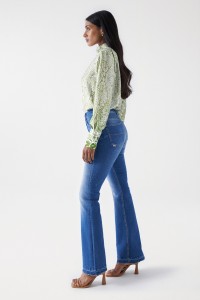 FAITH PUSH IN FLARE JEANS WITH HEM DETAIL