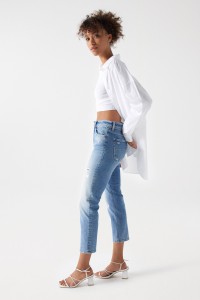 TRUE-JEANS MIT RISSEN