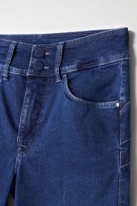 JEAN SECRET PUSH IN SKINNY SOFT TOUCH