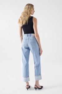 TRUE-JEANS MIT UMGESCHLAGENEM SAUM