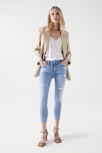 WONDER PUSH UP-JEANS, CROPPED SLIM-PASSFORM, IM DESTROYED-LOOK