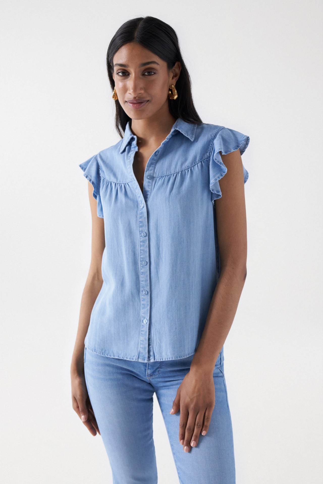 LIGHTDENIM BLOUSE WITH RUFFLE DETAIL