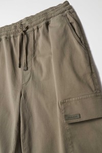 PANTALN CARGO JOGGER DE PUNTO