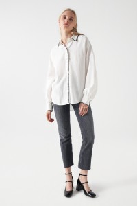 LINEN SHIRT WITH EMBROIDERED DETAIL