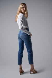 CROPPED SLIM TRUE JEANS