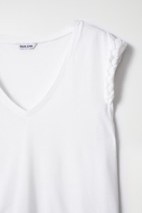 T-SHIRT WITH BRAID DETAIL